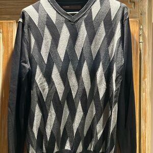 Perry Ellis Geometric V-Neck Sweater in Black and Gray